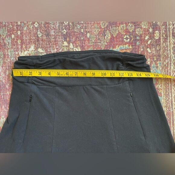 Medium women’s SCOTTEVEST Sandy Skirt knee length with hidden pockets - Picture 3 of 8